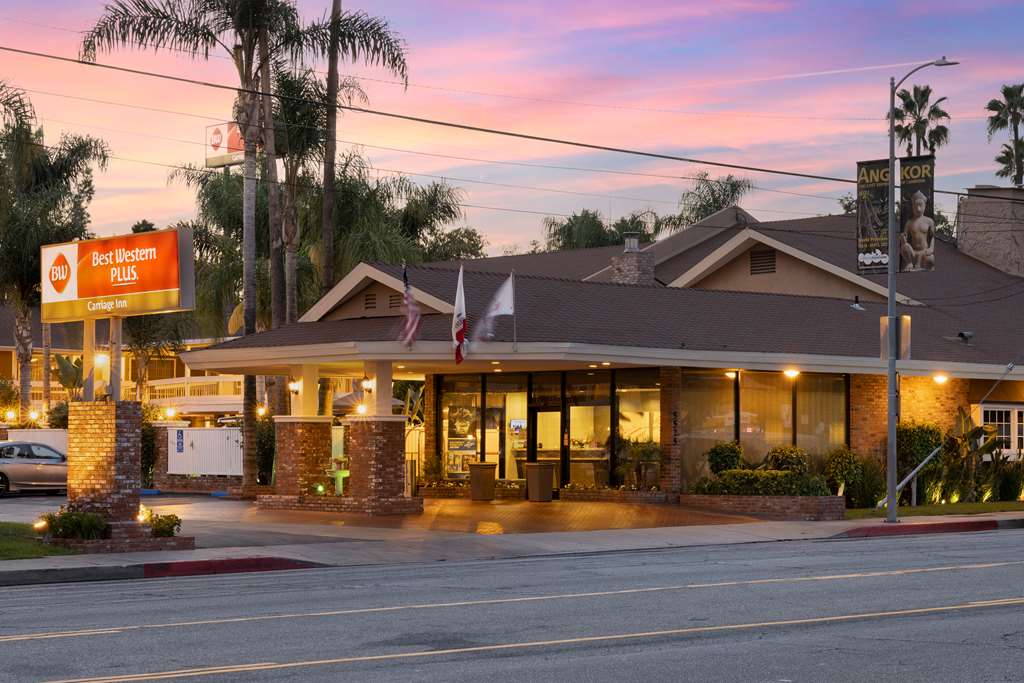 Best Western Plus Carriage Inn - featured photo