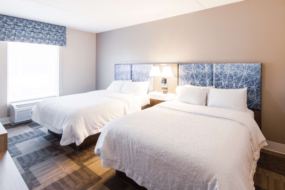 Hampton Inn & Suites Huntsville Hampton Cove - photo 14