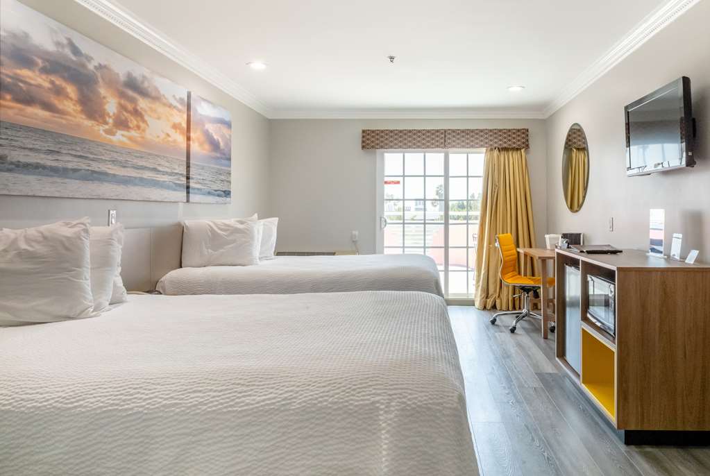 Days Inn by Wyndham Santa Monica - photo 21