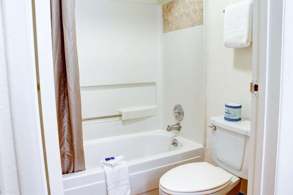 Motel 6 Bishop CA - photo 22