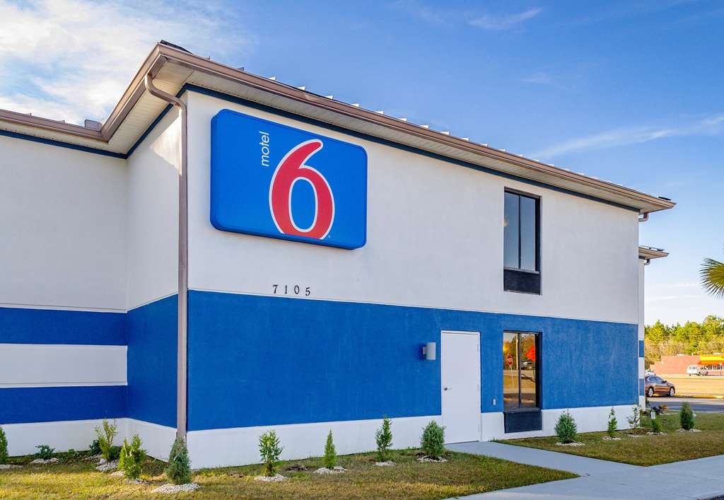Motel 6 Moss Point MS - featured photo
