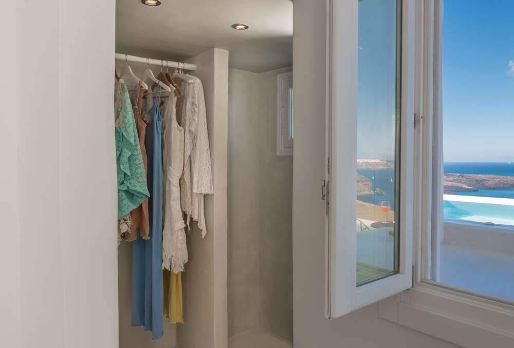 Andronis Honeymoon — Fira — photo 3