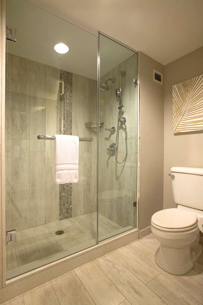Loews Royal Pacific Resort at Universal Orlando Resort - photo 11