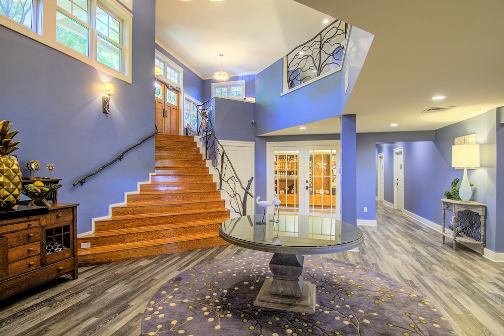 Lookout Point Lakeside Inn - photo 3