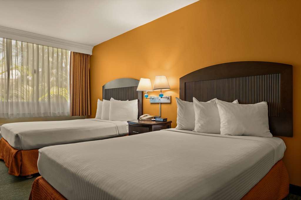 Airport Honolulu Hotel Trademark Collection by Wyndham - photo 25