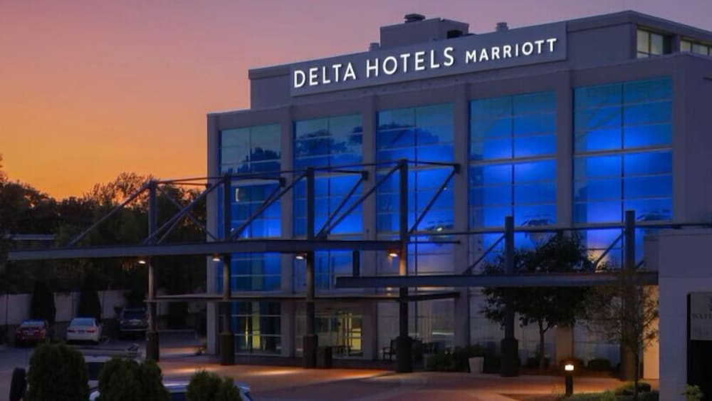 Delta Hotels by Marriott Milwaukee Northwest - photo 29