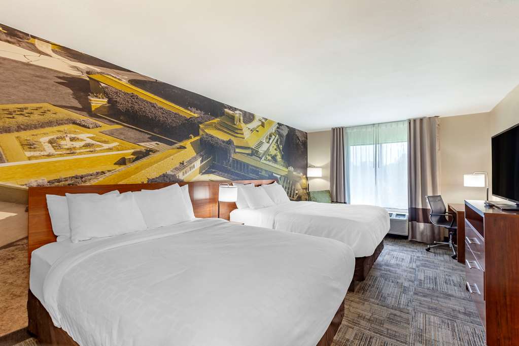 Clarion Pointe Racine Mount Pleasant - photo 20