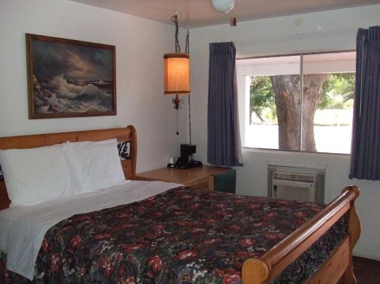 Mount N Lake Motel - photo 13