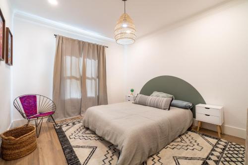 Plush 2 bed apt in Riverside Heights