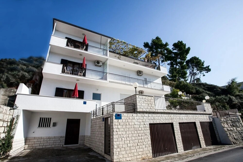 Verica 15 m From Beach SA1 in Dugi Rat, Croatia