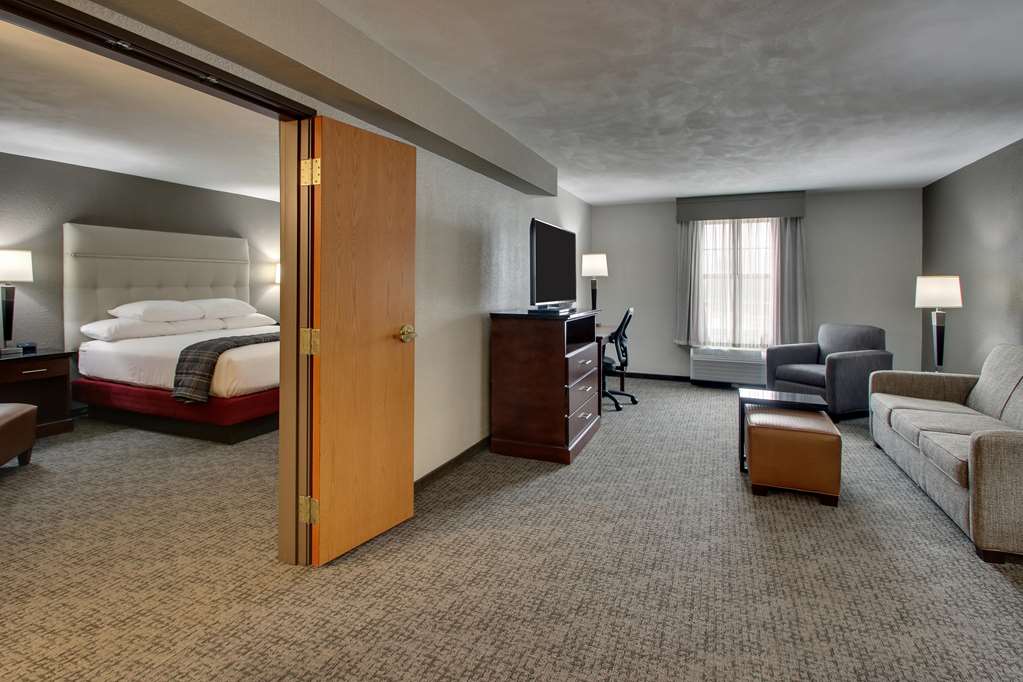 Drury Inn & Suites San Antonio Northwest Medical Center - photo 20