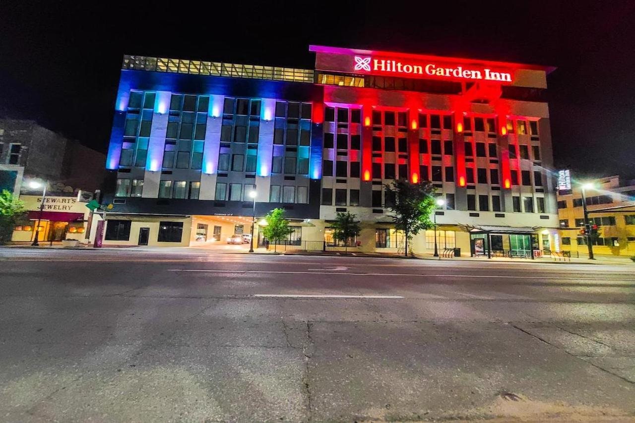 Hilton Garden Inn Wichita Downtown - photo 2