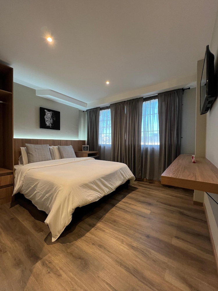 Aerosuites - carbon neutral hotel in Bogota