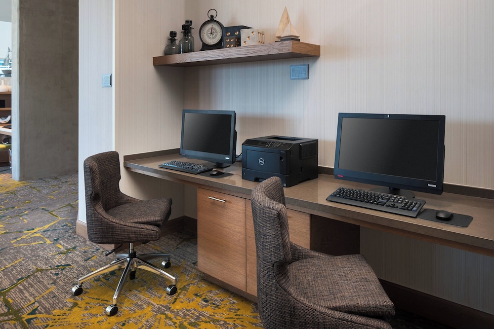 Residence Inn Washington Capitol Hill Navy Yard - photo 31