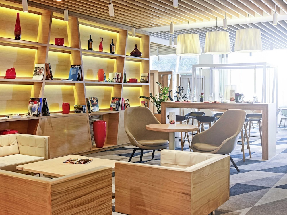 מזון ומשקאות