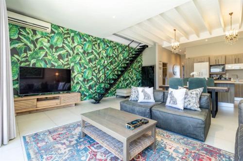 Meerendahl Luxury Apartments at Heritage Square — 4-Star Luxury Hotel in Cape Town, South Africa