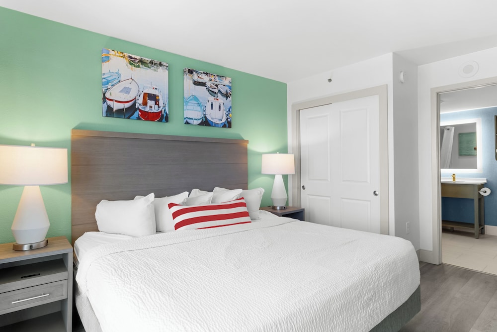 Compass Cove Resort - photo 59