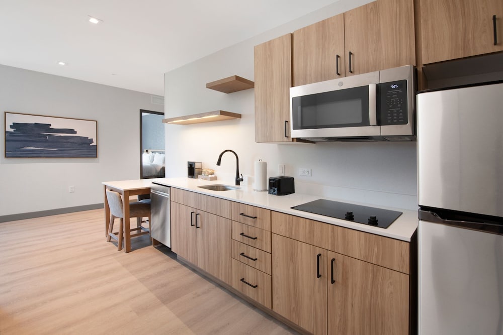 Residence Inn St. Louis Clayton - photo 10