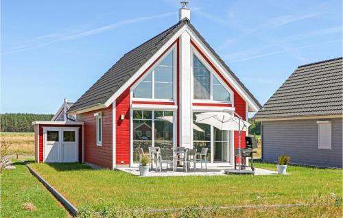 2 Bedroom Stunning Home In Zerpenschleuse — 5-Star Luxury Hotel in Wandlitz, Germany