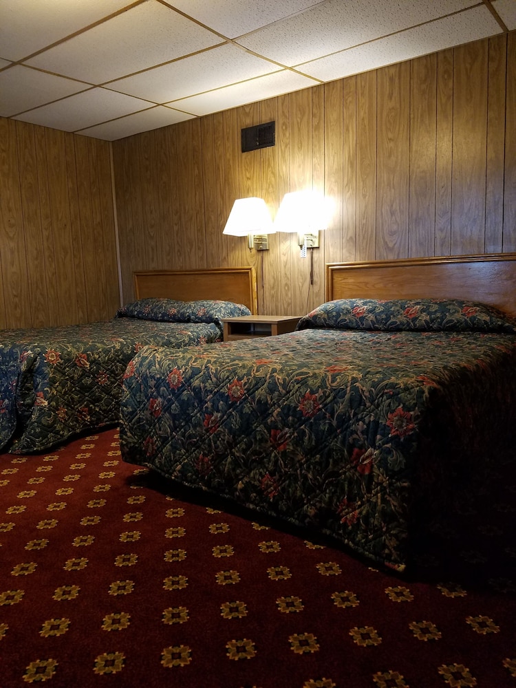 Du Wayne Motel - photo 16