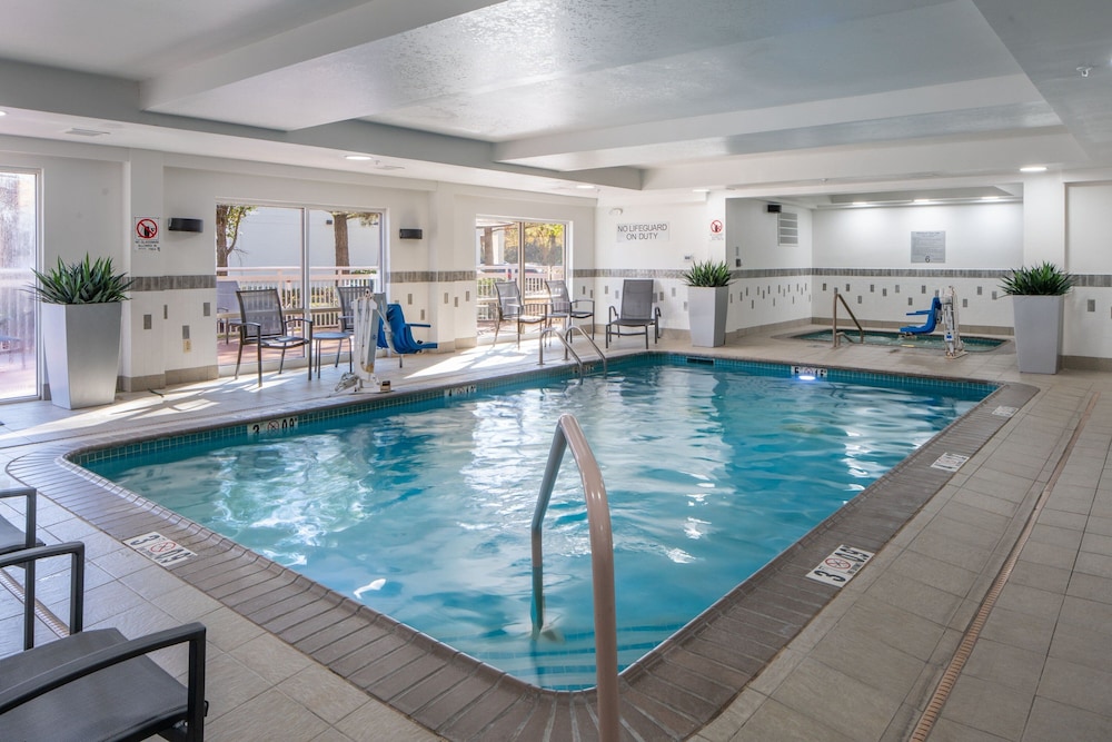 Fairfield Inn & Suites By Marriott Memphis Germantown - photo 16