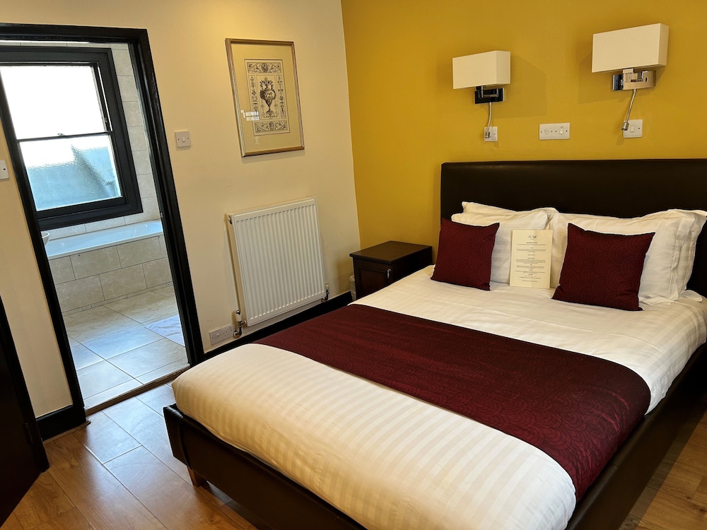 La Gaffe - carbon neutral hotel in London
