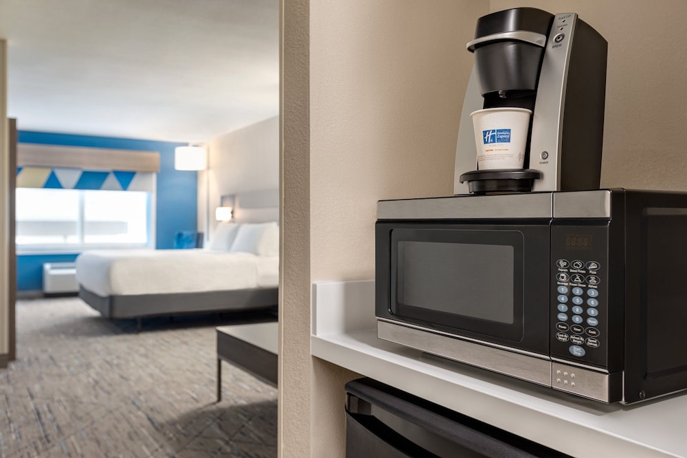 Holiday Inn Express Hotel & Suites Fort Pierce West by IHG - photo 20