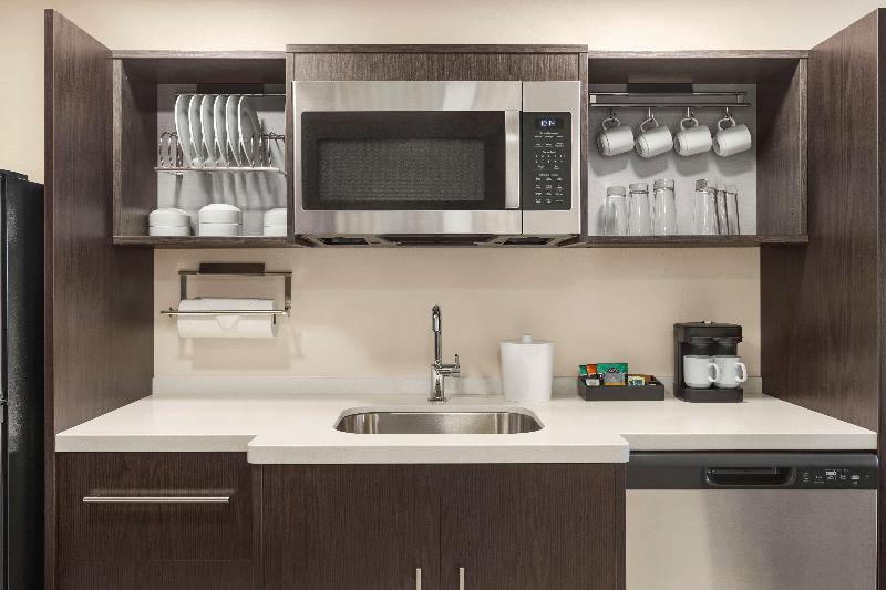Home2 Suites by Hilton Cheyenne - photo 21