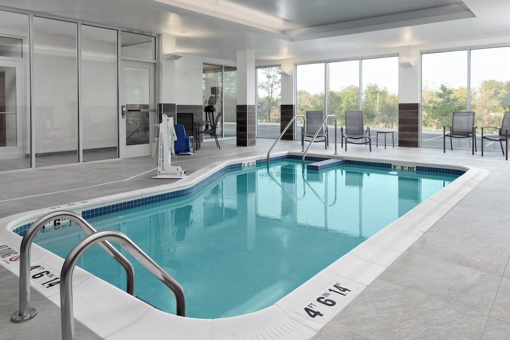 Fairfield Inn & Suites by Marriott Lake Geneva - photo 16