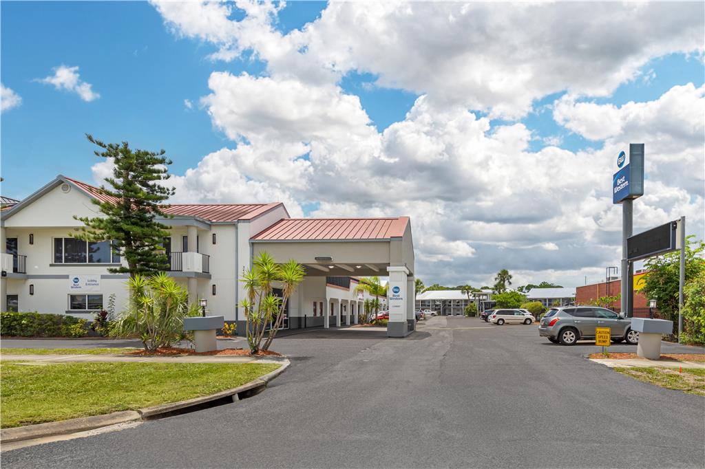 Best Western Space Shuttle Inn - photo 33