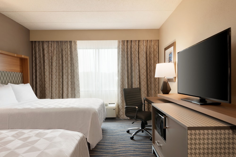 Holiday Inn Hotel & Suites Council Bluffs I 29 by IHG - photo 20