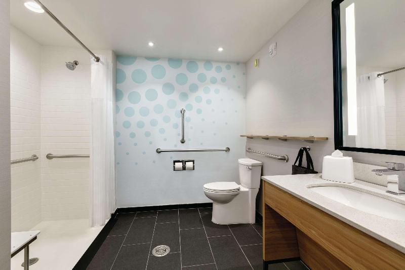 Tru by Hilton Charlotte Ayrsley - photo 38
