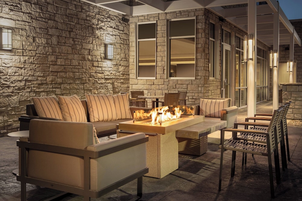 SpringHill Suites by Marriott Ames - photo 20