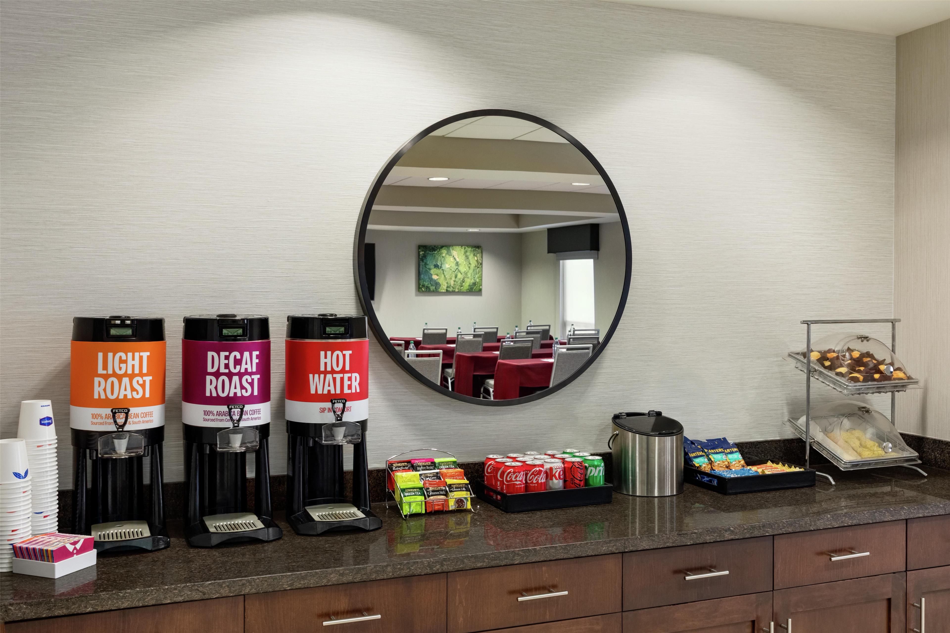 Hampton Inn & Suites Pittsburgh Harmarville - photo 13