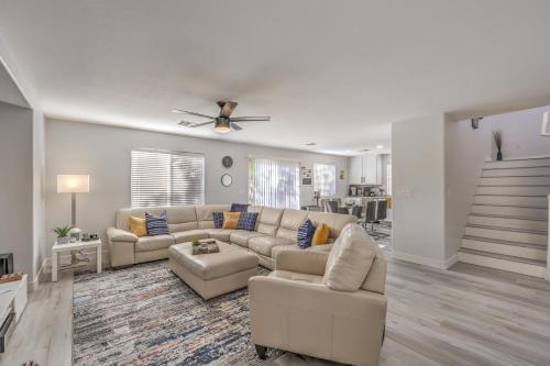 3BR Home Near Shop Dining Summerlin Mall Furnished