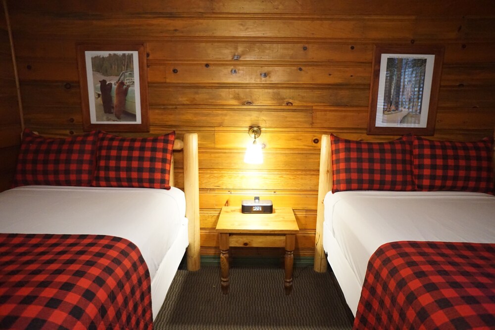 Shaver Lake Village Hotel - photo 41
