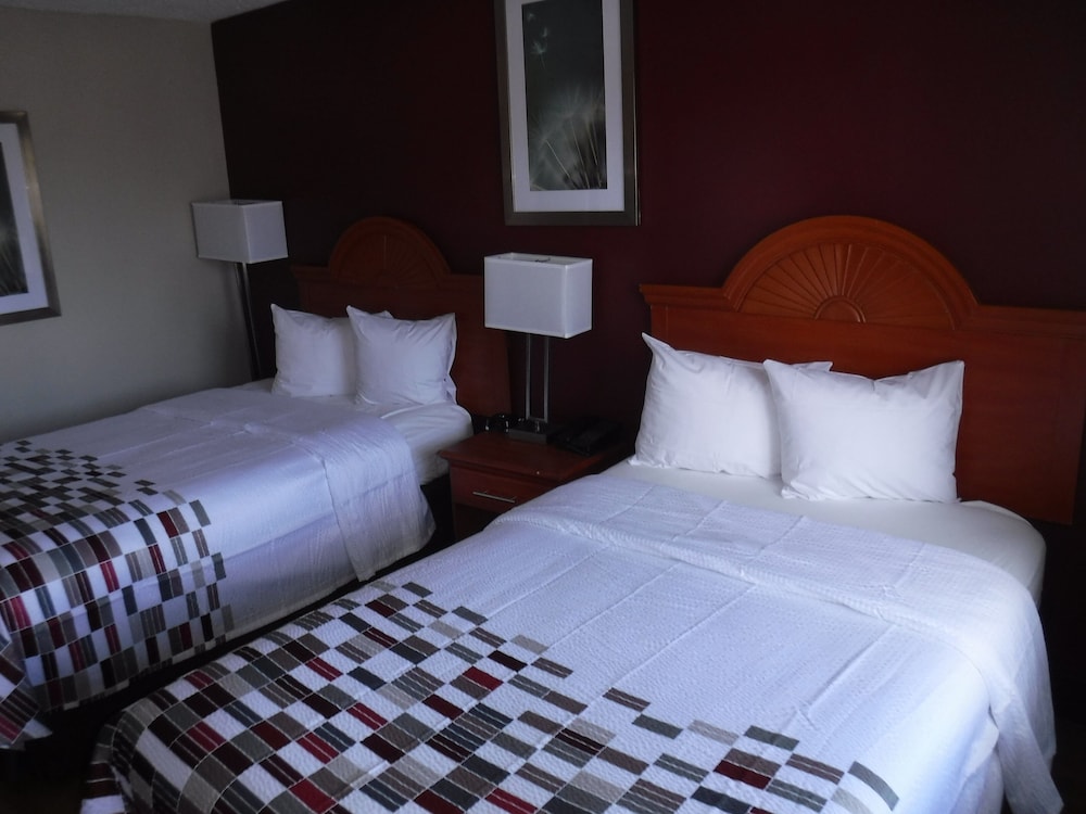 Red Roof Inn Morton Grove - photo 13