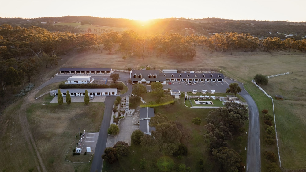 Clare Valley Motel - carbon neutral hotel in Clare
