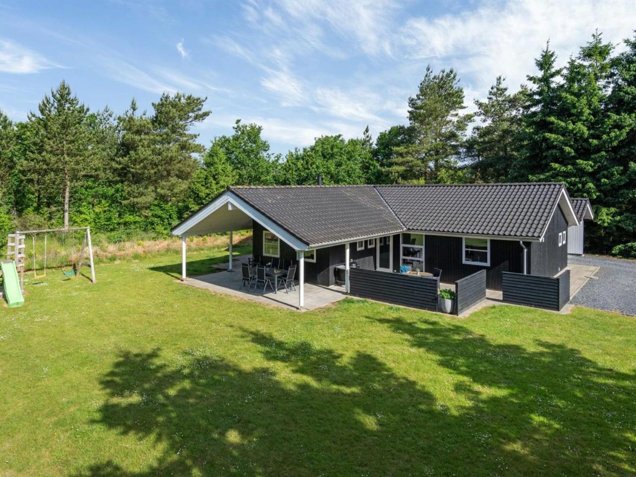 Holiday Home Hekla 30km from the sea by Interhome — 4-Star Luxury Hotel in Toftlund, Denmark