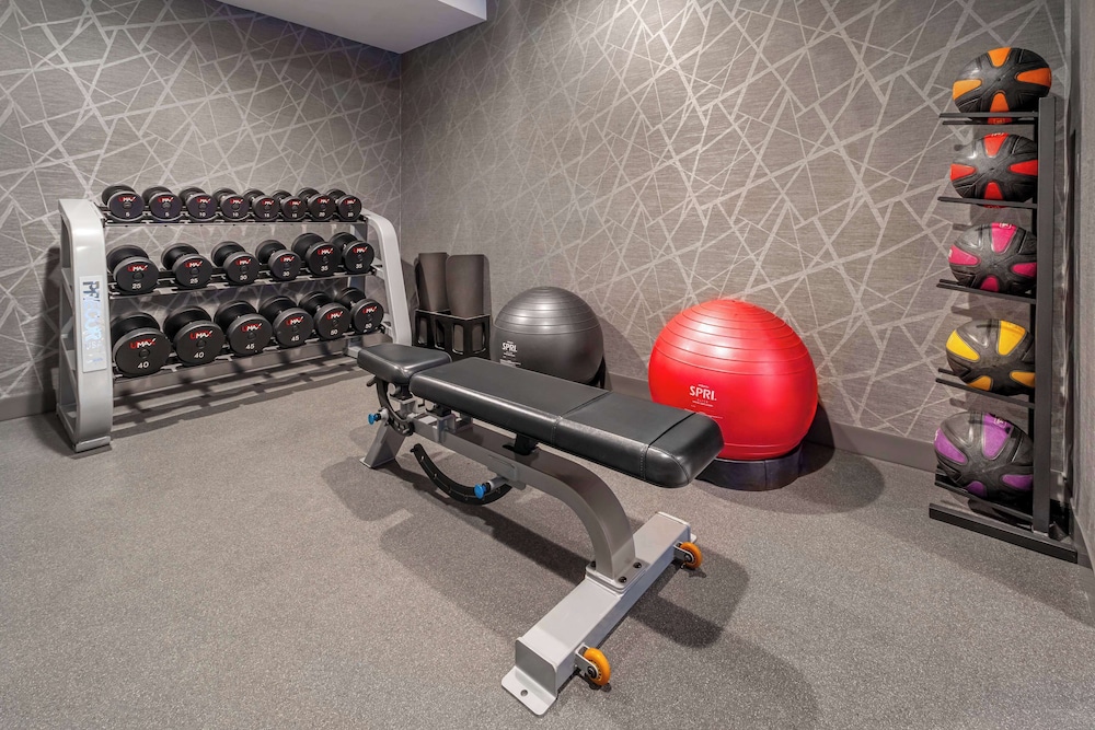 Homewood Suites by Hilton Eatontown - photo 32