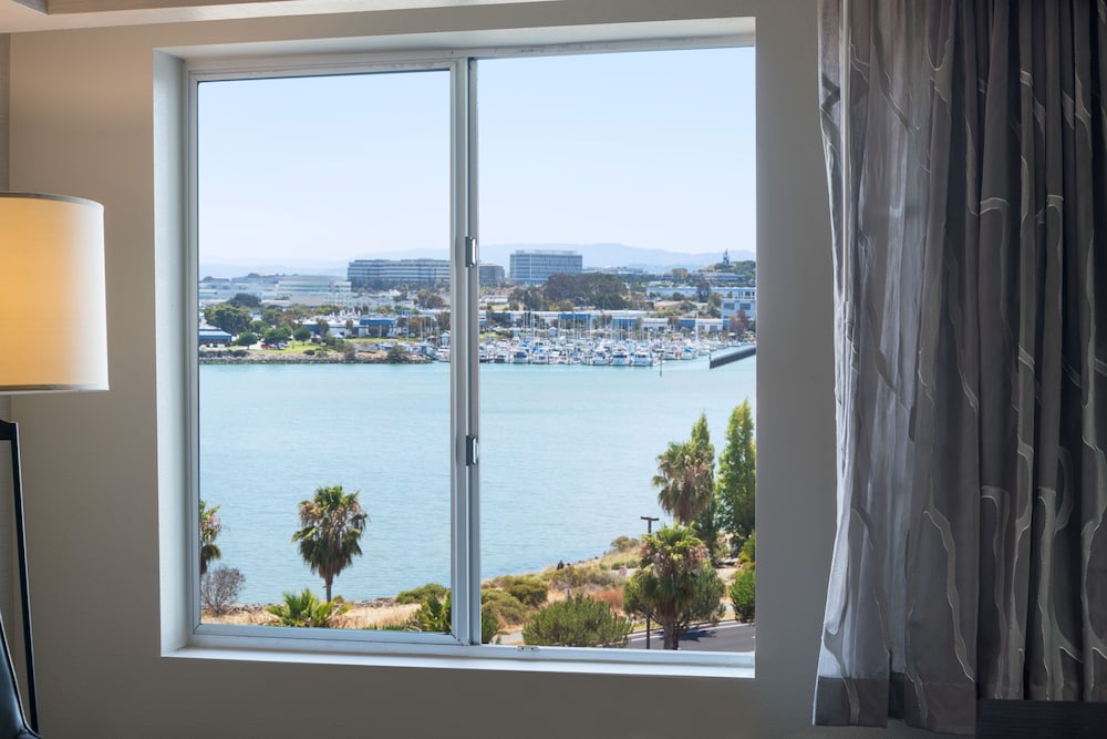 DoubleTree by Hilton San Francisco Airport North Bayfront - photo 69