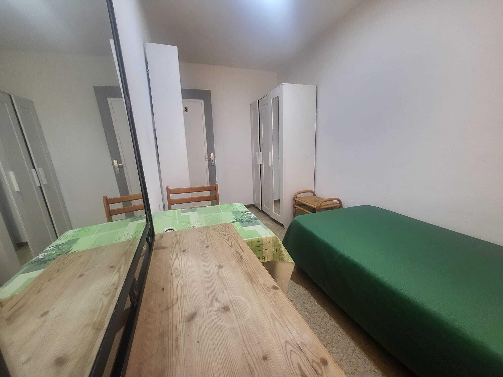 Low Cost Room Las Llaves 3 in San Bartolome De Tirajana, Spain