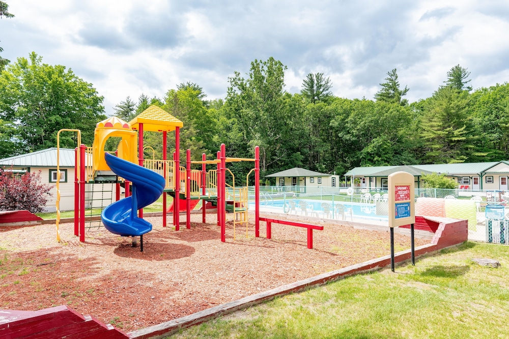 Perry’s Motel and Cottages in North Conway, United States