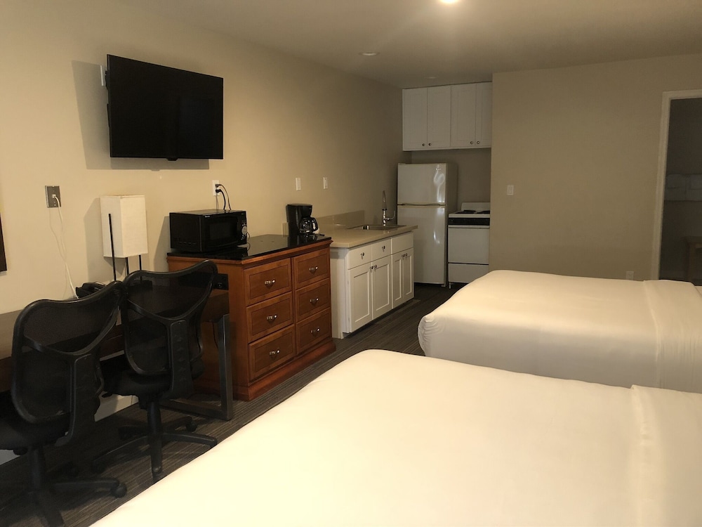 Moonlight Beach Motel - photo 22