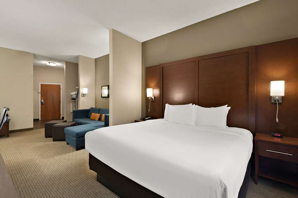 Comfort Suites Hummelstown Hershey - photo 6