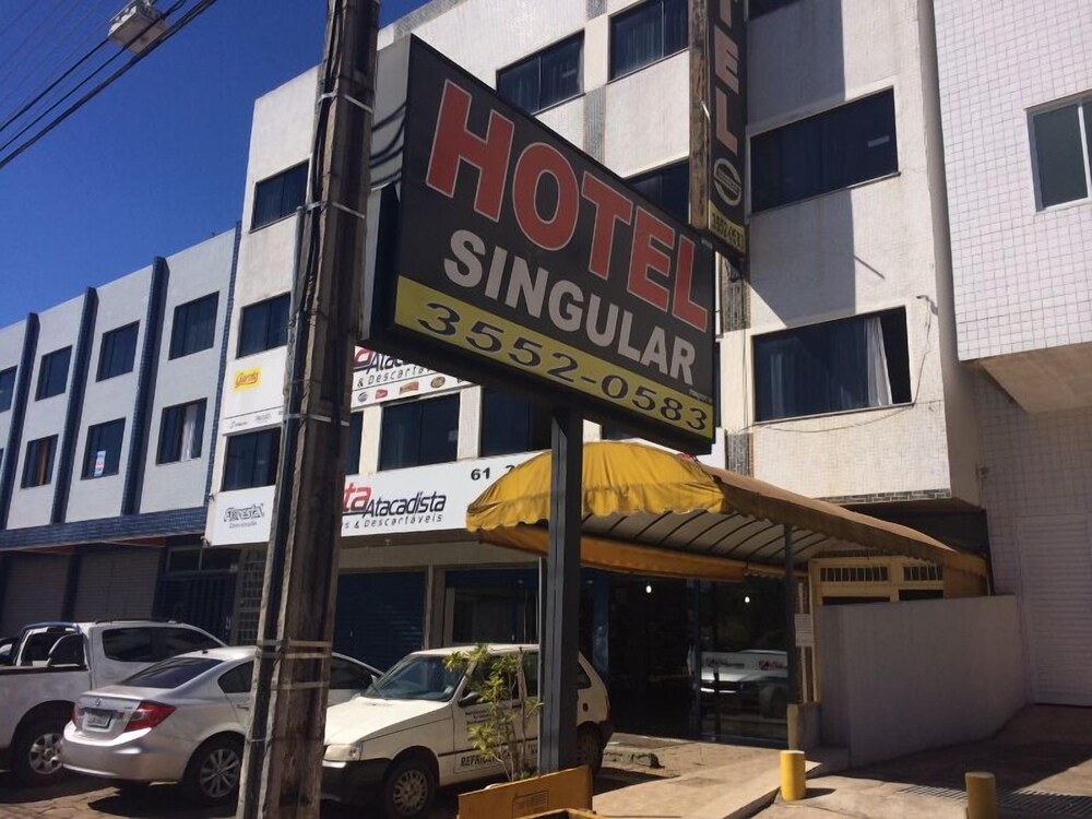 Hotel Singular - carbon neutral hotel in Guara