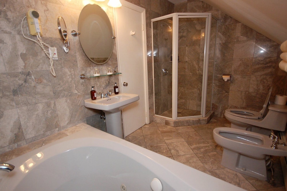 The Copperhood Retreat & Spa - photo 16