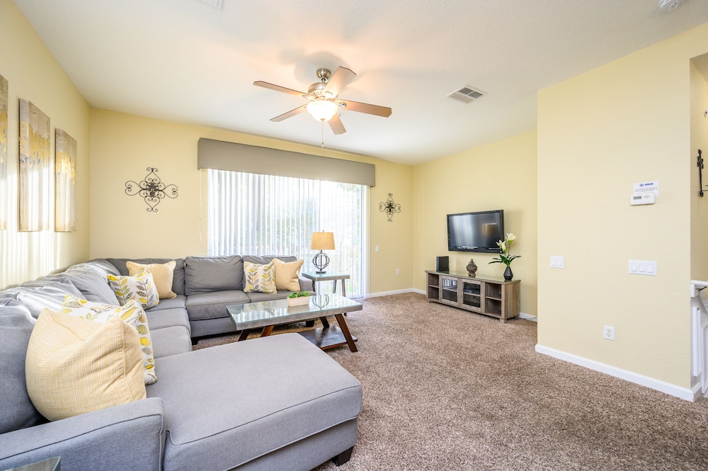 Vista Cay Resort Direct Townhomes by Millennium Management - photo 195