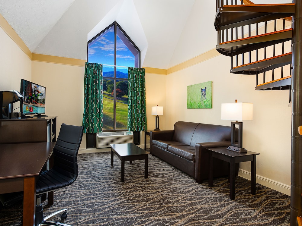 Country Cascades Waterpark Resort - photo 27
