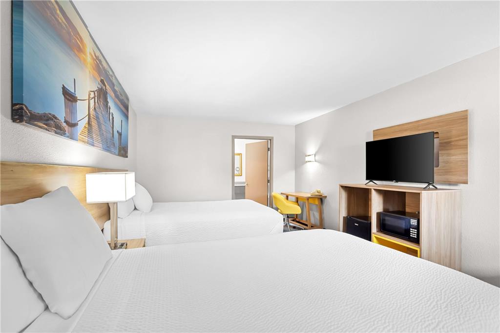 Days Inn by Wyndham Huntington - photo 16